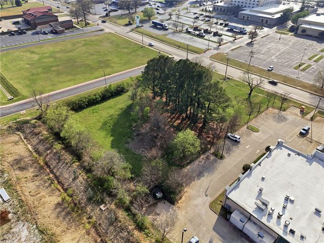 1463 & 1431 S 48th Street, Springdale, AR 72762