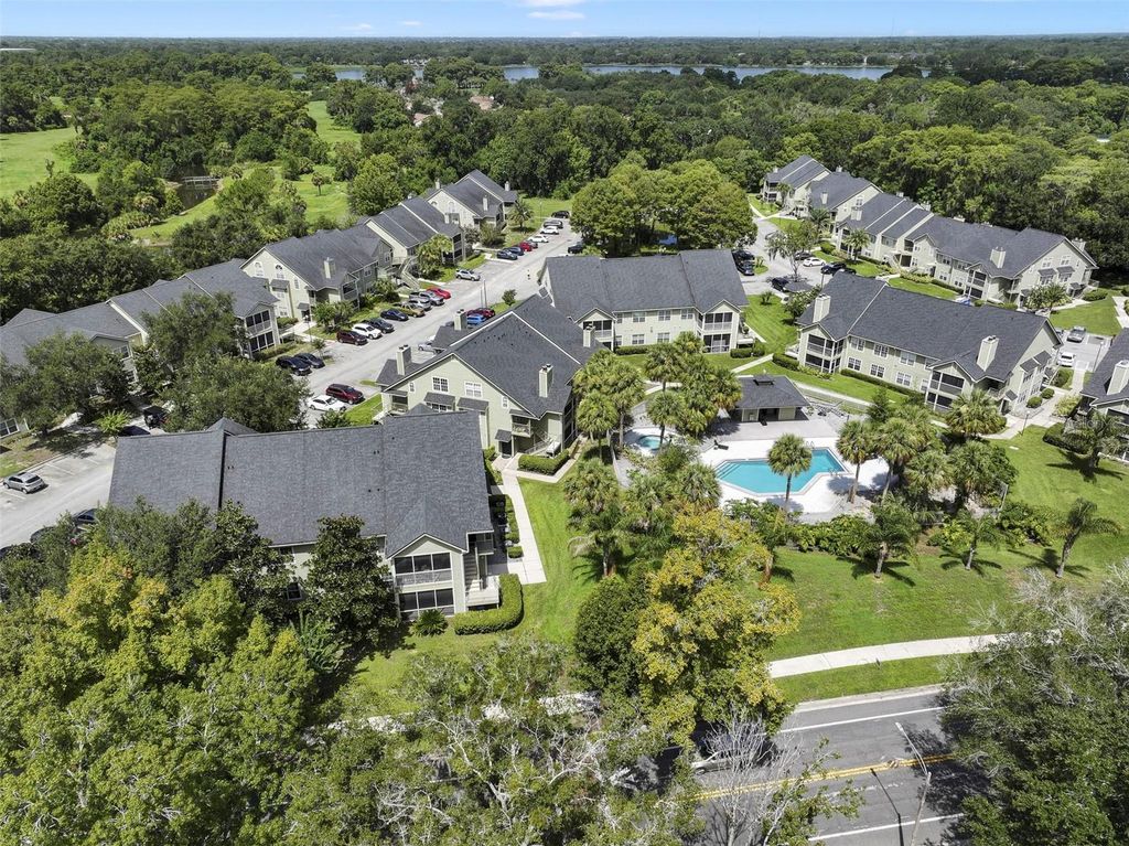 Image 5 of property listing at 3721 S LAKE ORLANDO PARKWAY 8, Orlando, FL 32808
