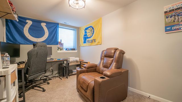 695 Cross Meadows Drive, Valparaiso, IN 46385