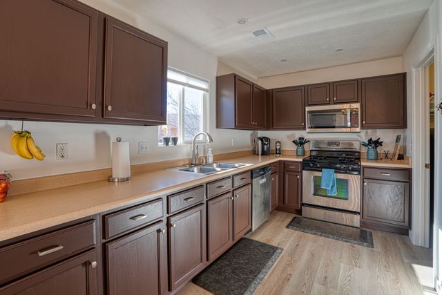 7100 Mesa Del Oro, Santa Fe, NM 87507