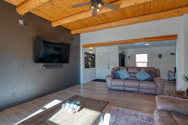 7100 Mesa Del Oro, Santa Fe, NM 87507