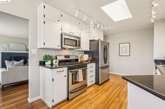 2328 Carquinez Ave, El Cerrito, CA 94530