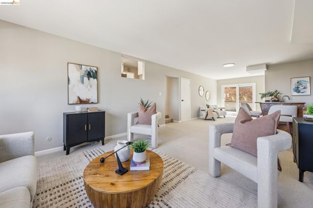 2328 Carquinez Ave, El Cerrito, CA 94530