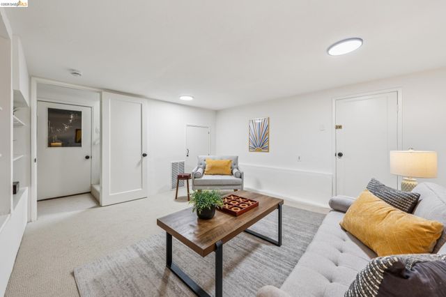 2328 Carquinez Ave, El Cerrito, CA 94530