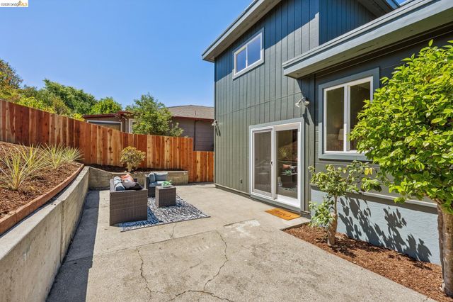2328 Carquinez Ave, El Cerrito, CA 94530