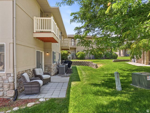 8482 S IVY GABLE DR, West Jordan, UT 84081