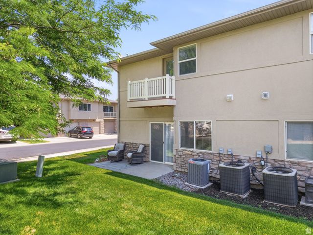 8482 S IVY GABLE DR, West Jordan, UT 84081