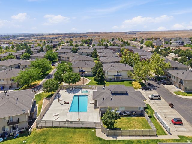 8482 S IVY GABLE DR, West Jordan, UT 84081