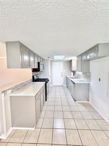 12426 Foxburo Drive, Houston, TX 77065