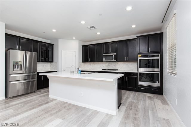 12586 Huckleberry Oak Avenue, Las Vegas, NV 89138