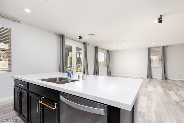 12586 Huckleberry Oak Avenue, Las Vegas, NV 89138