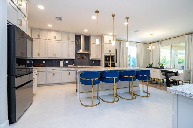 702 POINTE EMERSON BOULEVARD, Apopka, FL 32703