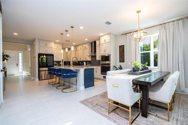 702 POINTE EMERSON BOULEVARD, Apopka, FL 32703