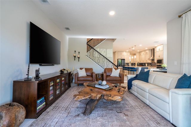 702 POINTE EMERSON BOULEVARD, Apopka, FL 32703