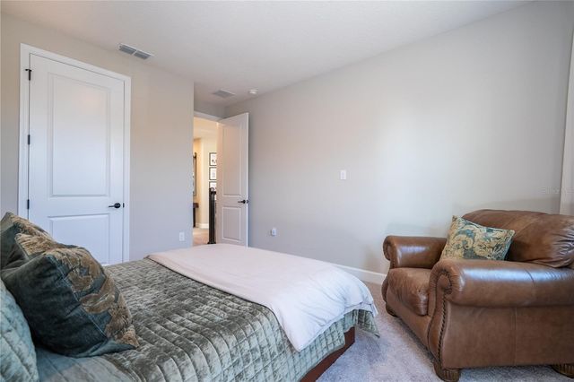 702 POINTE EMERSON BOULEVARD, Apopka, FL 32703