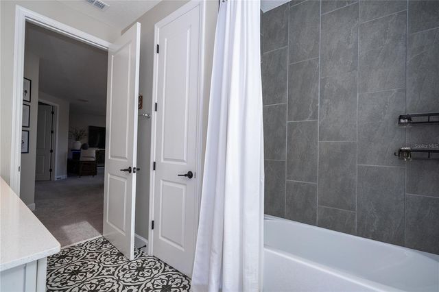 702 POINTE EMERSON BOULEVARD, Apopka, FL 32703