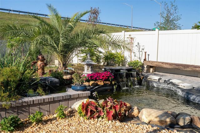 702 POINTE EMERSON BOULEVARD, Apopka, FL 32703