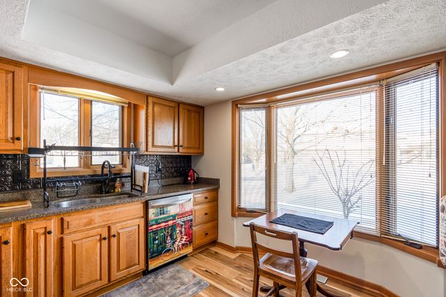 305 Sandbrook Drive, Noblesville, IN 46062