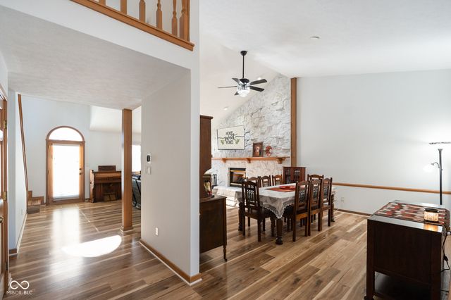 305 Sandbrook Drive, Noblesville, IN 46062