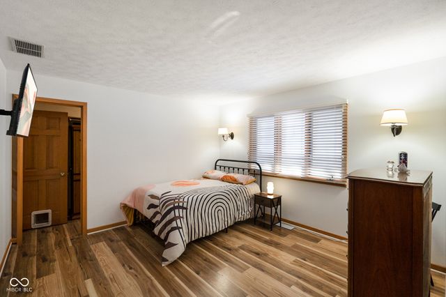 305 Sandbrook Drive, Noblesville, IN 46062