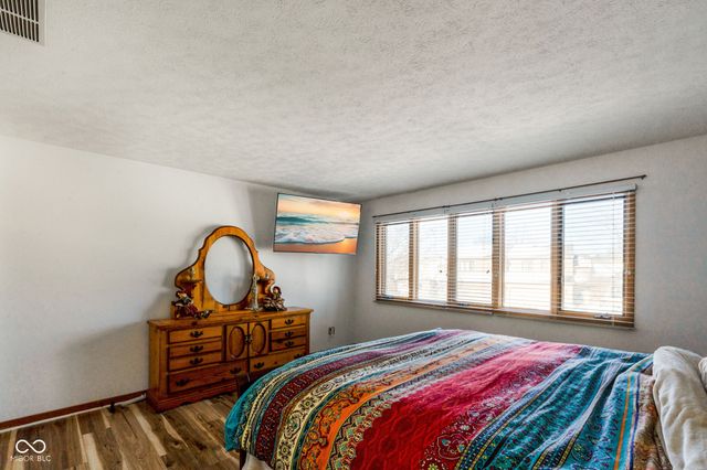 305 Sandbrook Drive, Noblesville, IN 46062