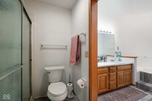 305 Sandbrook Drive, Noblesville, IN 46062