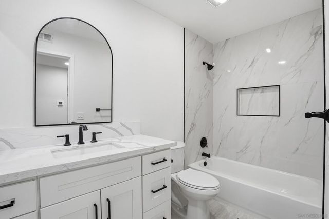 6864 Hyde Park Drive C, San Diego, CA 92119
