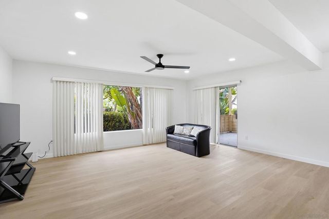 6864 Hyde Park Drive C, San Diego, CA 92119