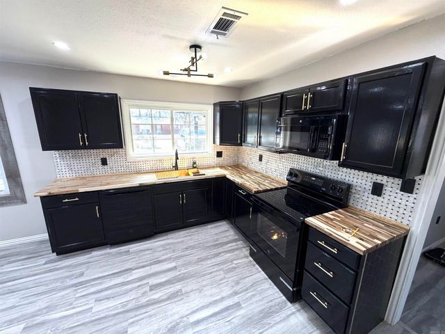 1603 Belmoor Drive, Pine Bluff, AR 71601