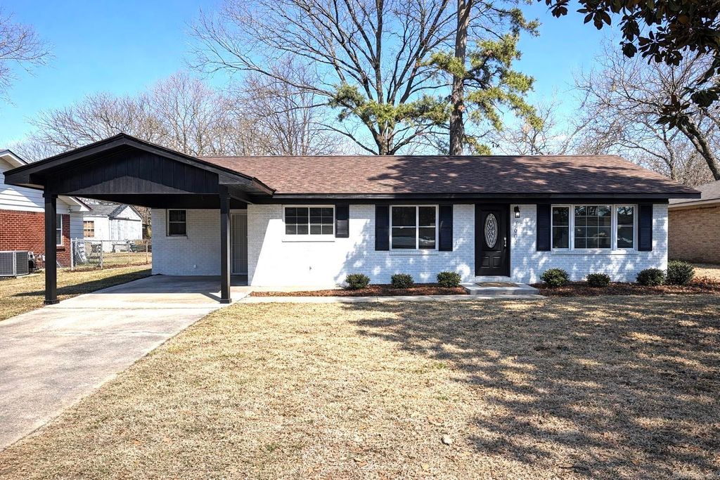 1603 Belmoor Drive, Pine Bluff, AR 71601