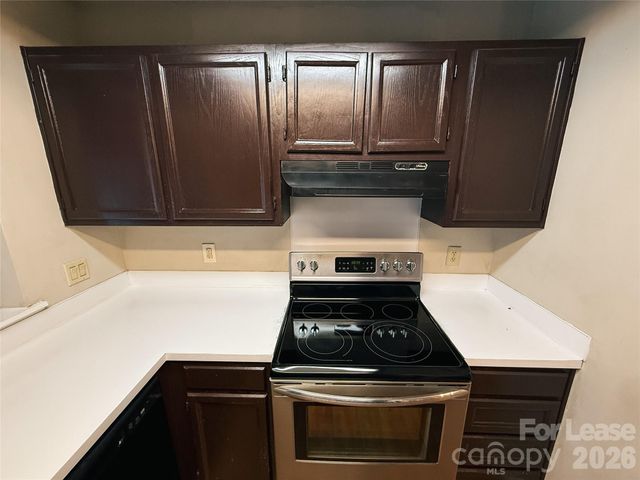 2802 Iron Gate Lane, Charlotte, NC 28212