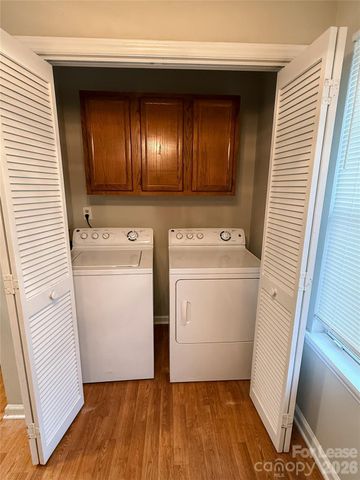 2802 Iron Gate Lane, Charlotte, NC 28212