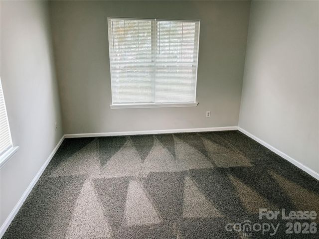 2802 Iron Gate Lane, Charlotte, NC 28212