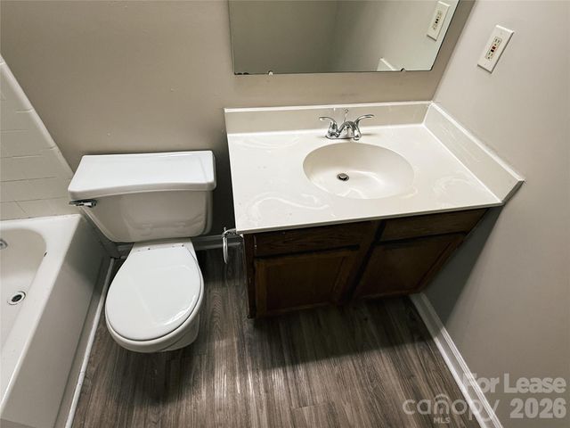 2802 Iron Gate Lane, Charlotte, NC 28212