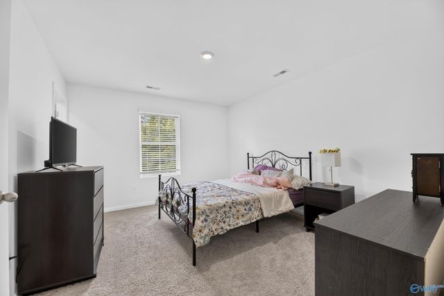 106 Briarwood Lane, Glencoe, AL 35905
