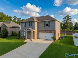 106 Briarwood Lane, Glencoe, AL 35905