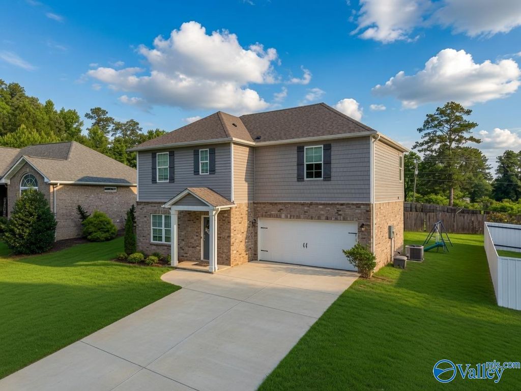 106 Briarwood Lane, Glencoe, AL 35905