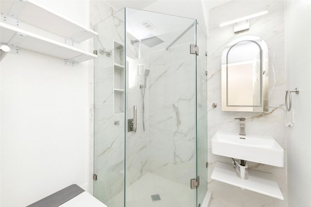 5909 Vineyard Lane, Mckinney, TX 75070