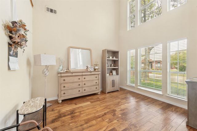 5909 Vineyard Lane, Mckinney, TX 75070