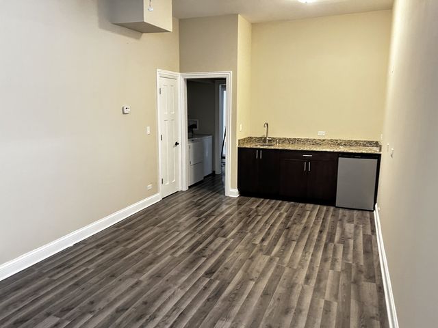 3650 W DIVERSEY Avenue 1Rear, Chicago, IL 60647