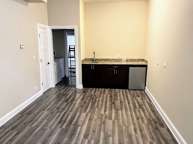 3650 W DIVERSEY Avenue 1Rear, Chicago, IL 60647