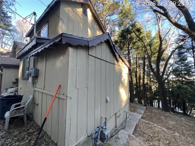 24988 Crest Forest, Crestline, CA 92325