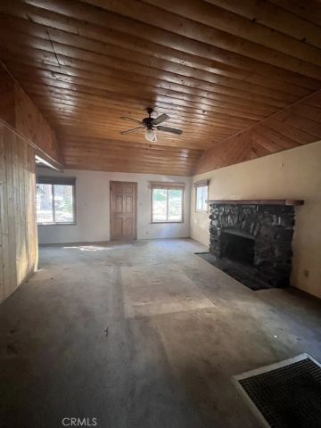 24988 Crest Forest, Crestline, CA 92325