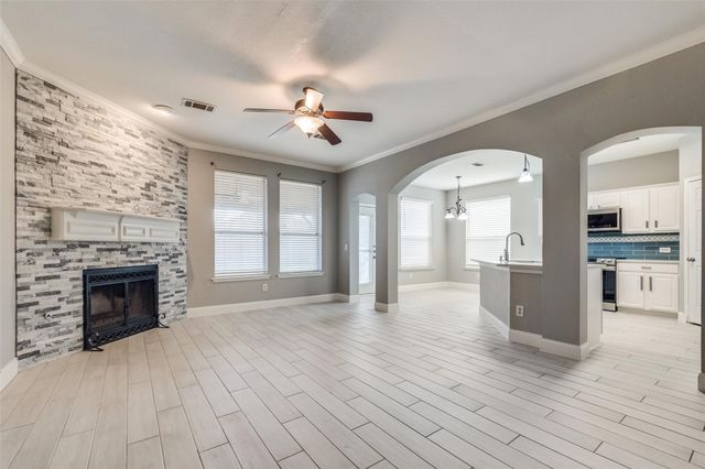 1625 Mallard Drive, Corinth, TX 76210