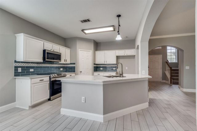 1625 Mallard Drive, Corinth, TX 76210