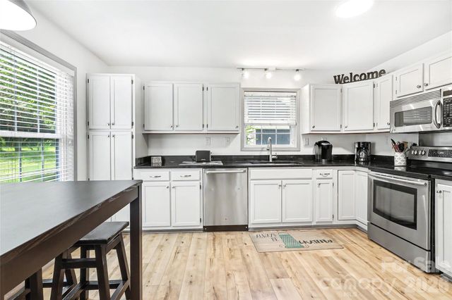 294 Riverview Boulevard, Lexington, NC 27292