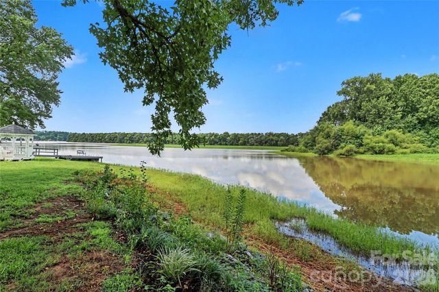 294 Riverview Boulevard, Lexington, NC 27292