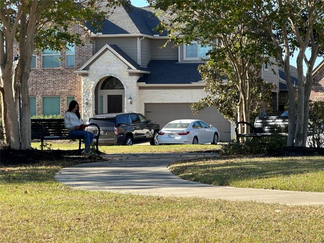 18718 Fairmont Springs Court, Cypress, TX 77429