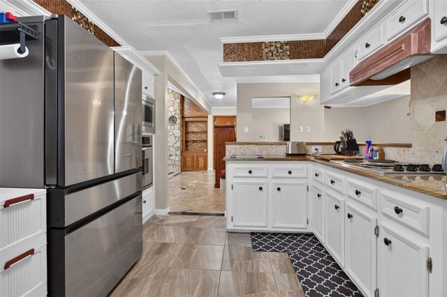 18311 Shireoak Drive, Houston, TX 77084