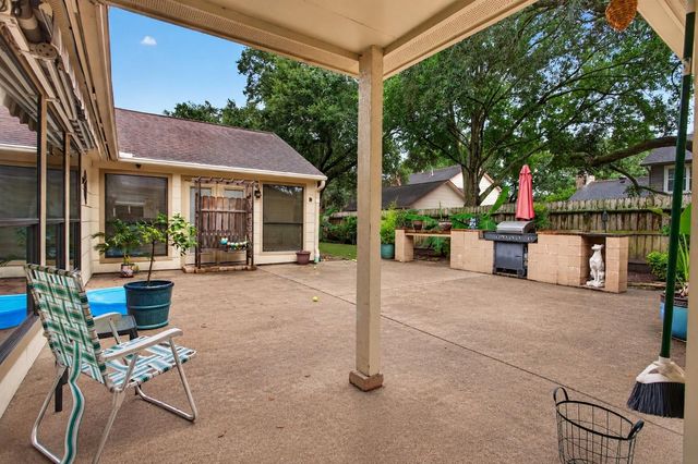 18311 Shireoak Drive, Houston, TX 77084
